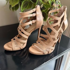 Jessica Simpson Tan Heels - Size 7.5 - 4.5” Heel